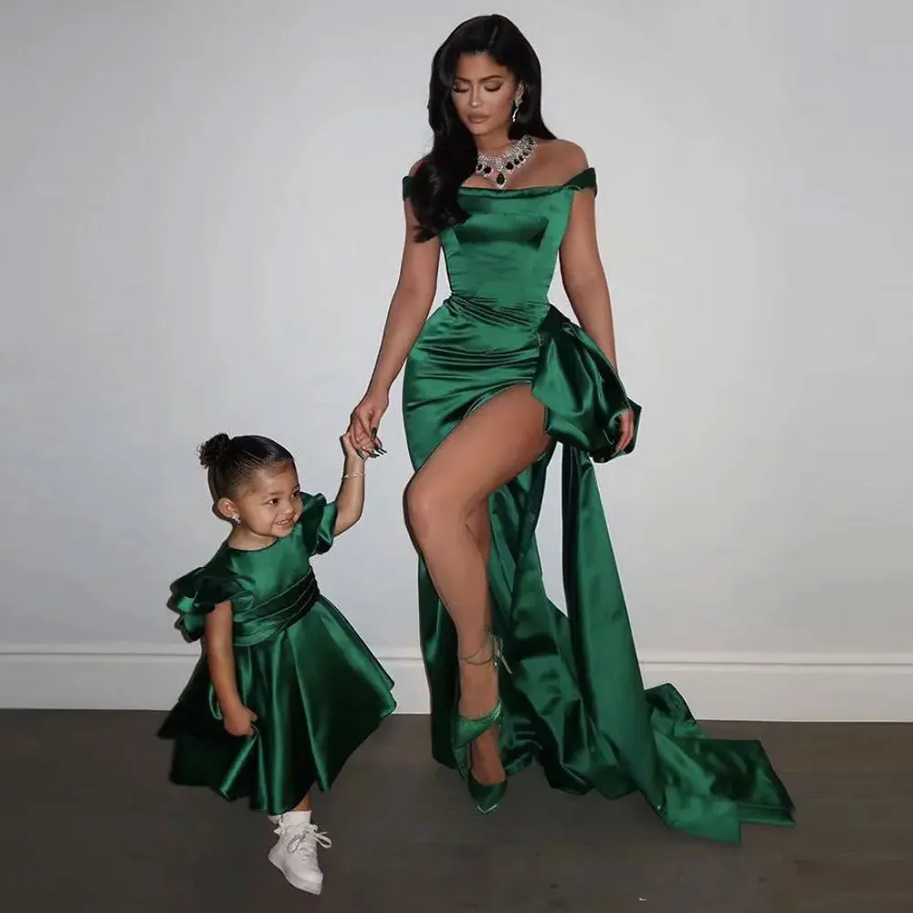 Emerald Green Mermaid Evening Dresses Sexy Off Shoulder Prom Gowns Side Slit Peplum Arabic Women Special Occasion Party Dress