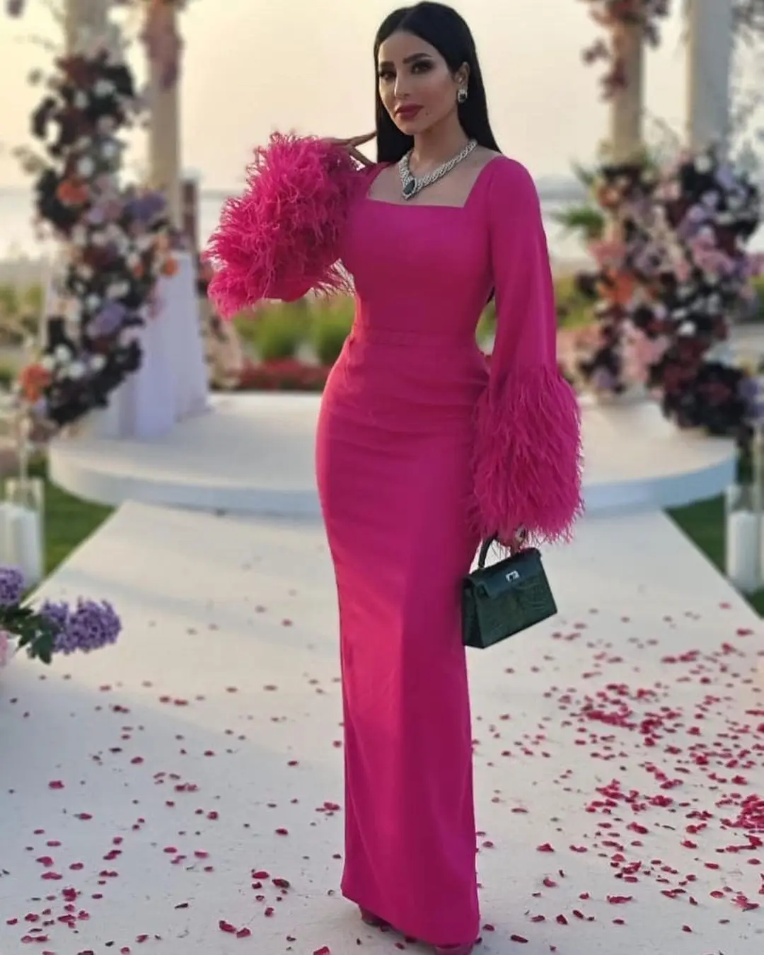 Fuchsia Feathers Long Sleeves Prom Dresses Special Banquet Club Vestidos De Fiesta Formal Party Dress Evening Dress