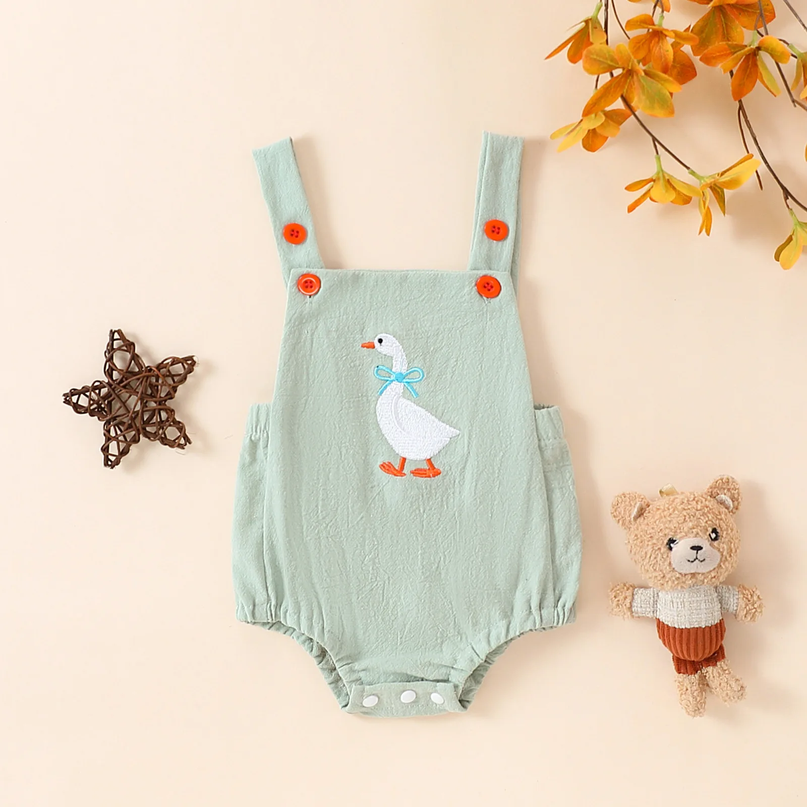 Mandarina Duck  Cotton Onesie for Baby Girls&boys Spring/Fall/summer time Comfort and Triangle Creeper Romper Design