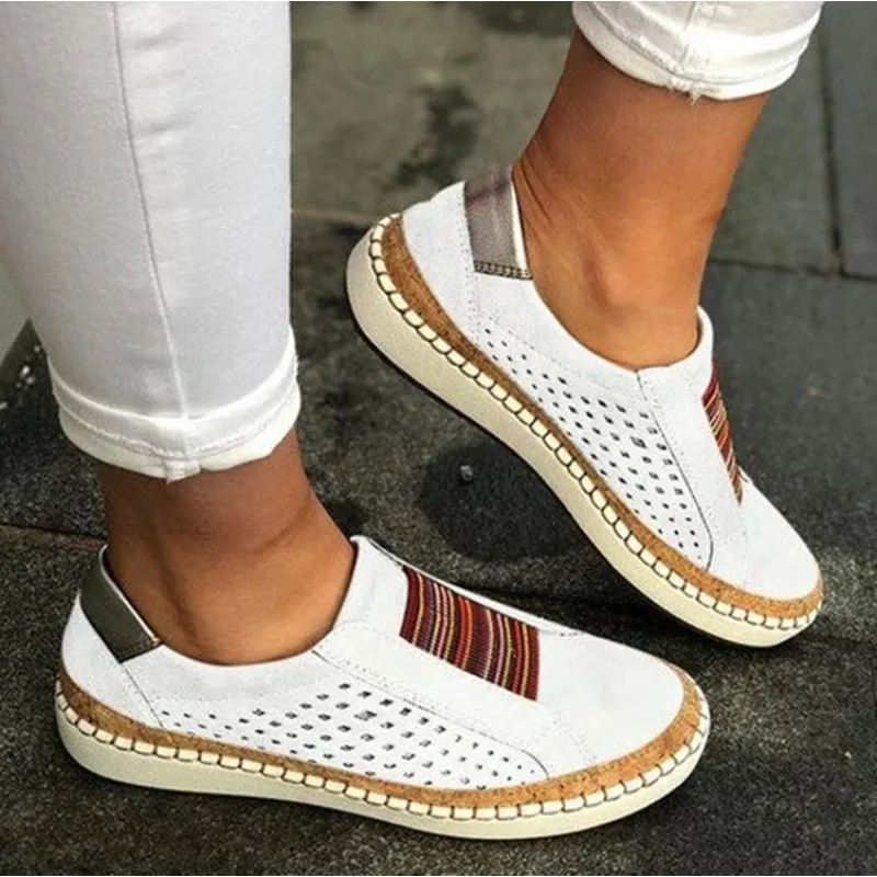 Spring and Autumn Women’s Flat Bottom Vulcanized Shoes Breathable Hollow Leisure Women’s Fashion Flat Bottom Vulcanized Shoes