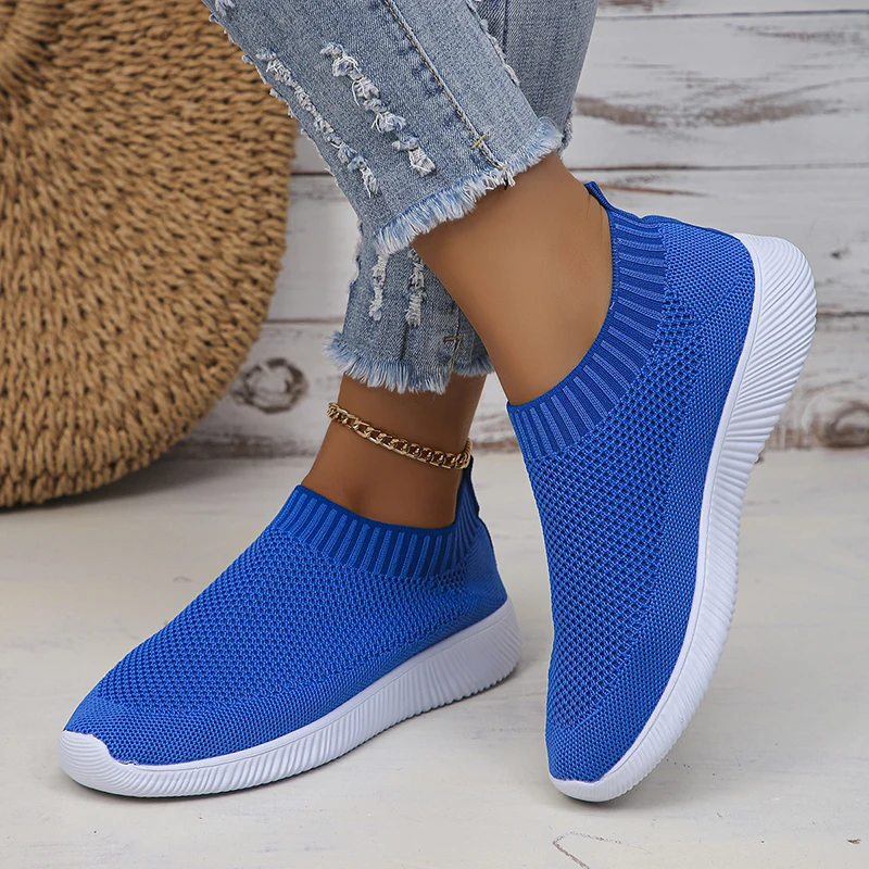 2023 Breathable Mesh Platform Sneakers for Men Slip-on Soft Bottom Unisex Casual Shoes Super Light Comfort Couple Sports Shoes