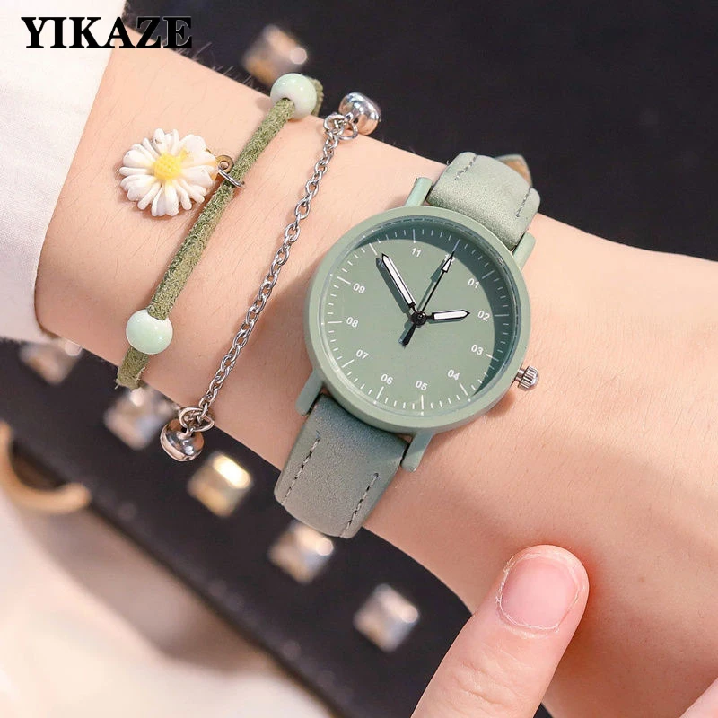 YIKAZE Women’s Watch PU Leather Strap Women Quartz Watches Waterproof Round Dial Retro Bracelet Watch Ladies Girls Wristwatch